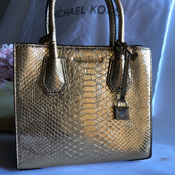 Michael Kors Mercer Embossed Medium Crossbody,Gold - Picture 2 of 4